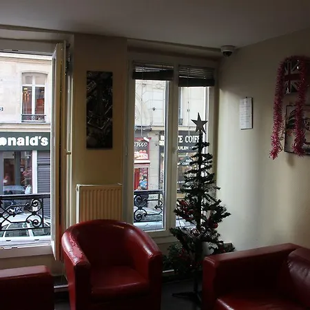 Отель Montmartre Clignancourt