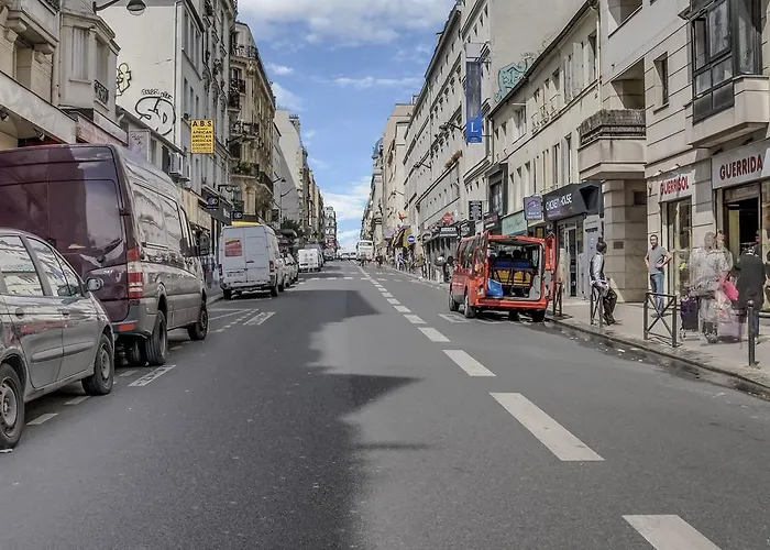 Montmartre Clignancourt Hotel *