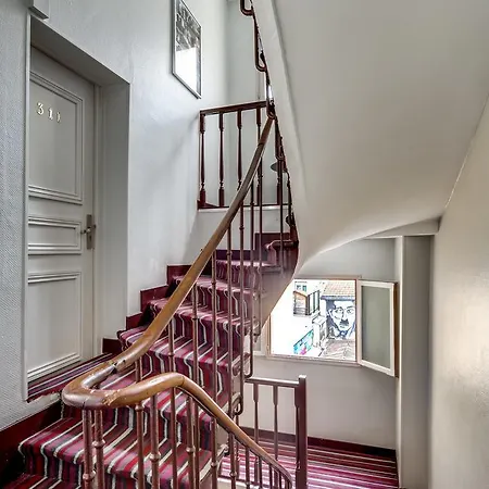 Montmartre Clignancourt ホテル