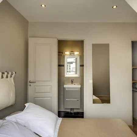 Montmartre Clignancourt Hotel