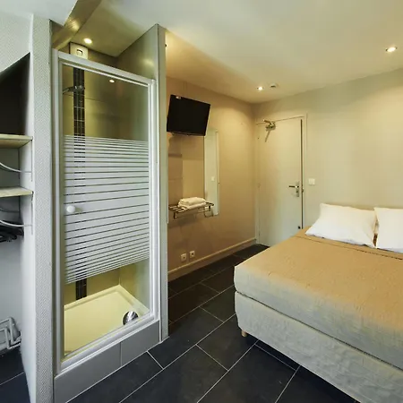 Montmartre Clignancourt Hotel *