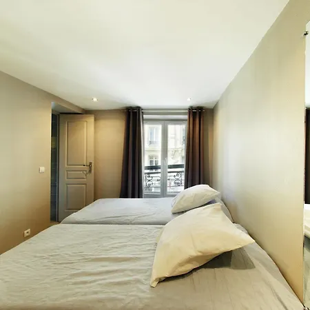 Montmartre Clignancourt ホテル