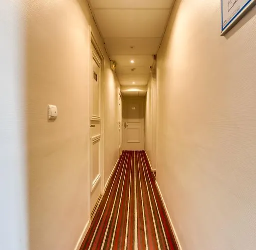 Montmartre Clignancourt Hotel