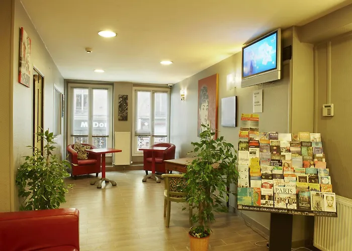 Montmartre Clignancourt Hotel