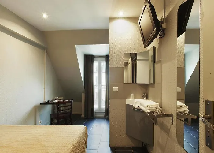 Montmartre Clignancourt Hotel