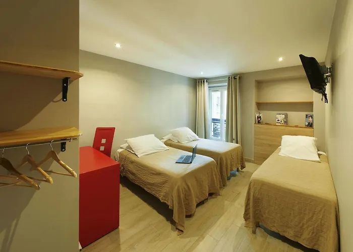 Montmartre Clignancourt Hotel