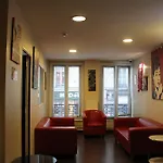 Montmartre Clignancourt Hotel *